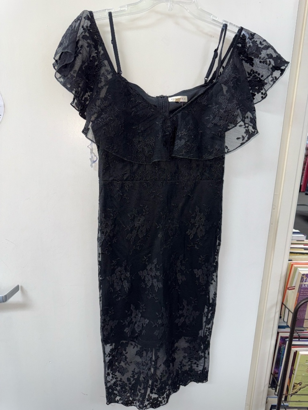 Main Strip Midi lace dress